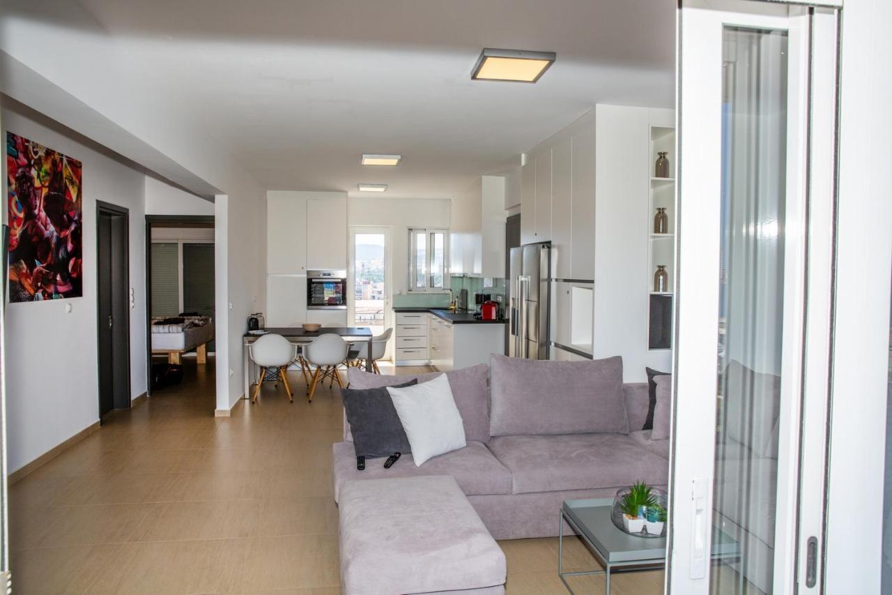 Komfort City Apartment "Elias" Mit Meerblick In Lavrio Esterno foto